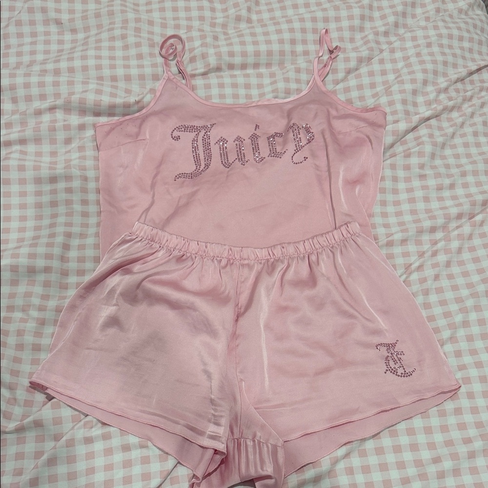 Juicy couture silky sleep set